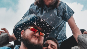 Image of Flagman