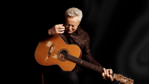 Image of Tommy Emmanuel w/ Trey Hensley